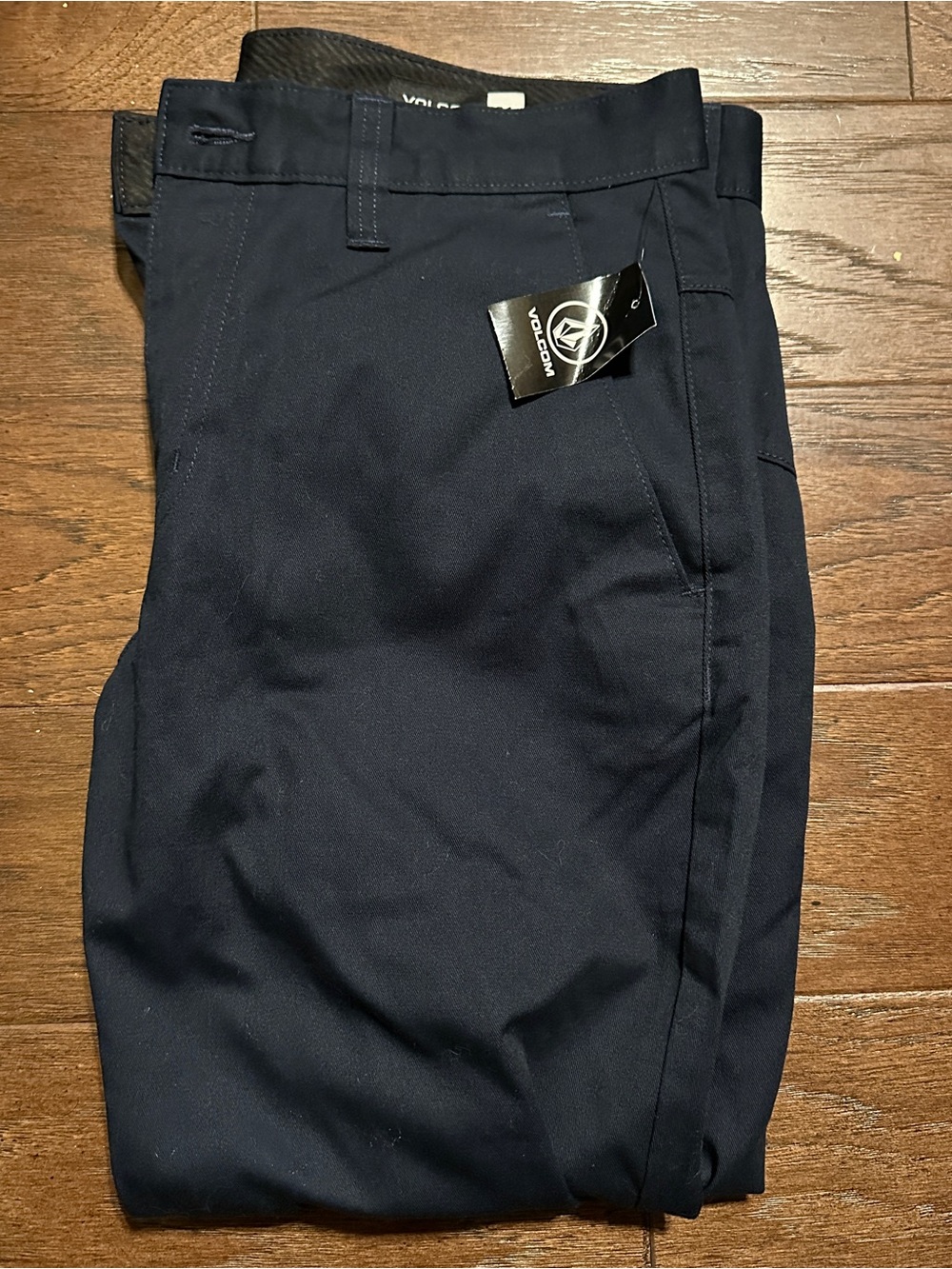 NEW Volcom Men’s Dark Blue Chino Pants Size 31 – NWT Slim Fit Skate Pants